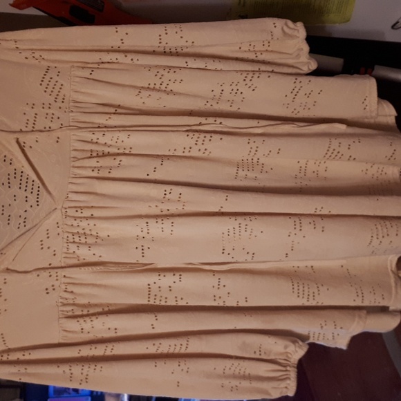 Blouse - Picture 8 of 8